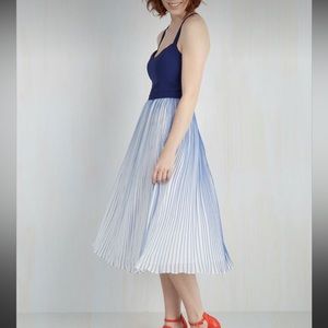 ModCloth You Swish Blue White Chiffon Accordion Pleated Dress